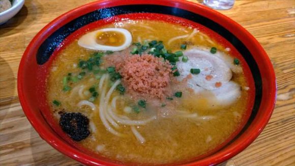 札幌おすすめ「えびそば一幻」の「ほどほど」スープのえびみそ・極太麺