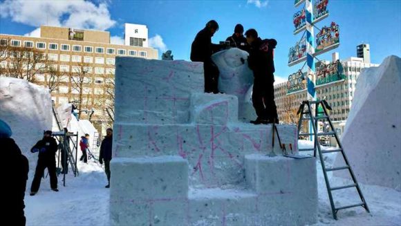 さっぽろ雪祭り「大通公園11丁目」国際雪像コンクール