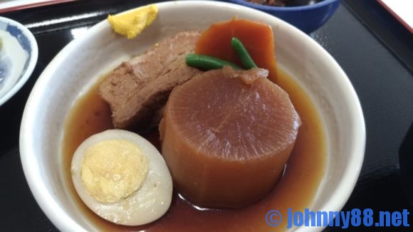 札幌白石区役所食堂の豚角煮定食