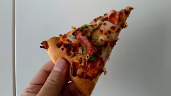 ピザハットおすすめピザ「デラックス」