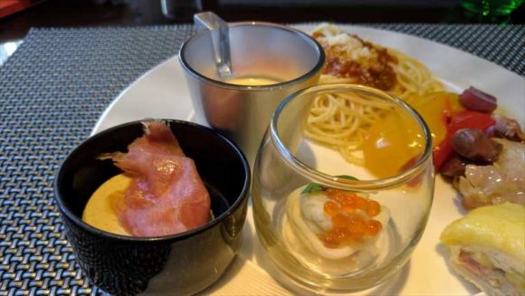 クロスホテル札幌ランチブッフェの前菜