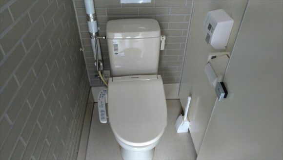 弥生パークキャンプ場のトイレ