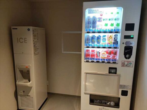 京王プラザホテル札幌の自動販売機・製氷機・喫煙所