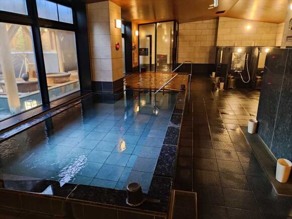 ホテルWBF函館 海神の湯の大浴場