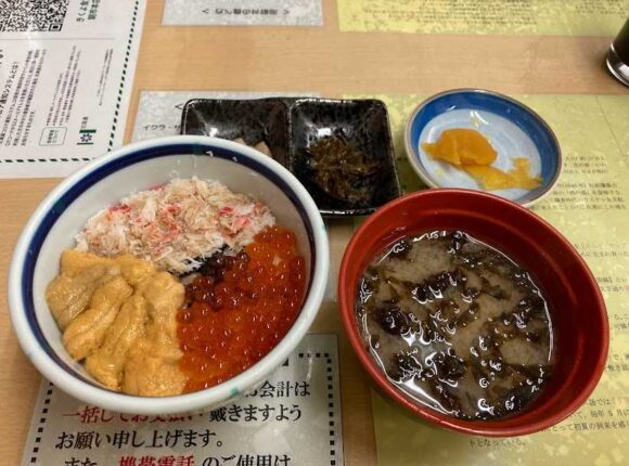 きくよ食堂（函館朝市・新千歳空港）おすすめ人気「お好み丼」