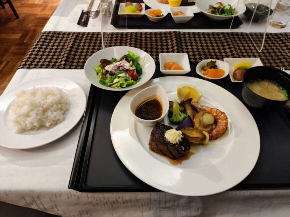 ニューオータニイン札幌の夕食レストラン「フォーシーズン」